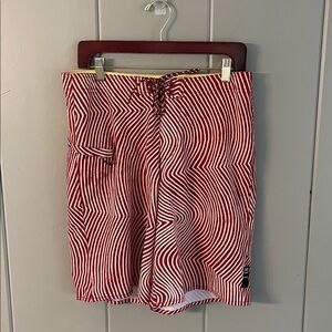 Depactus Men’s Board Shorts Surf  Trunks Swirl Stripe Festival Boho Beach Groovy